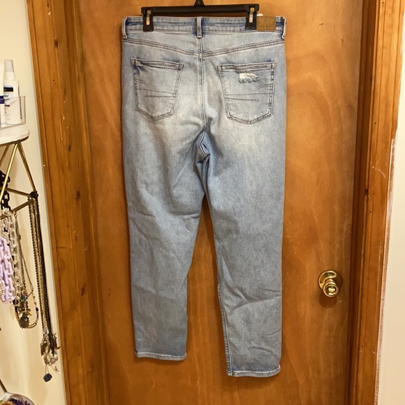 American Eagle Stretch Mom Jeans sz 14 Regular - Picture 3 of 6